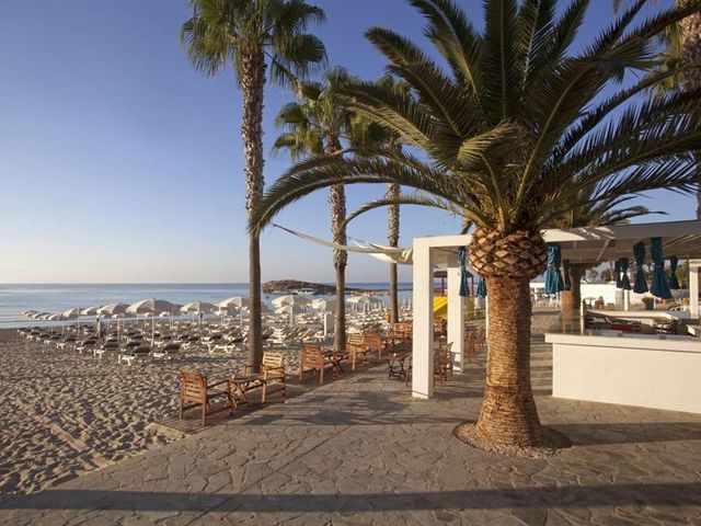 фото отеля Nissi Beach Resort  изображение №61