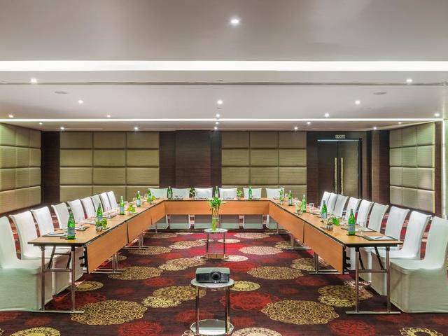 фото отеля Four Points By Sheraton Agra изображение №17