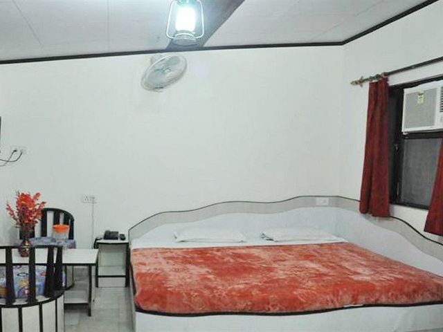 фото Hotel Daawat Palace изображение №10