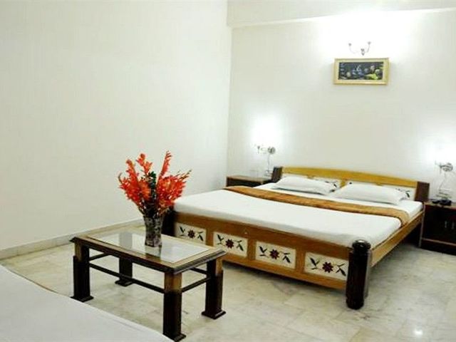 фото отеля Hotel Daawat Palace изображение №5