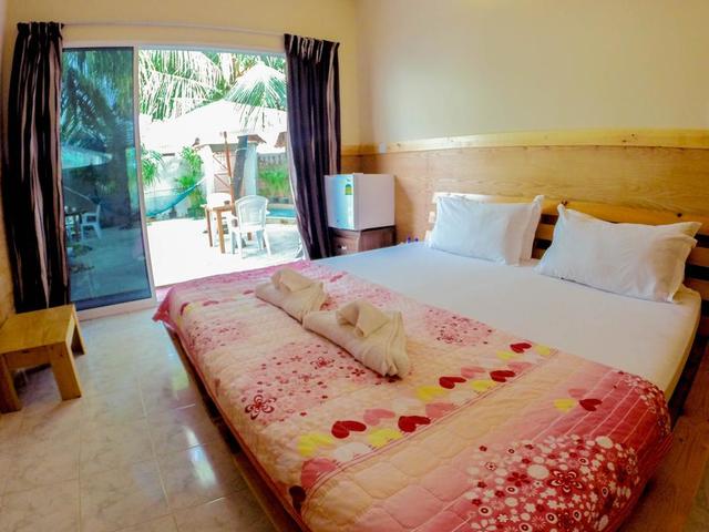 фото отеля Holiday Lodge Maldives изображение №33