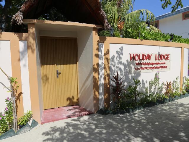 фото отеля Holiday Lodge Maldives изображение №5