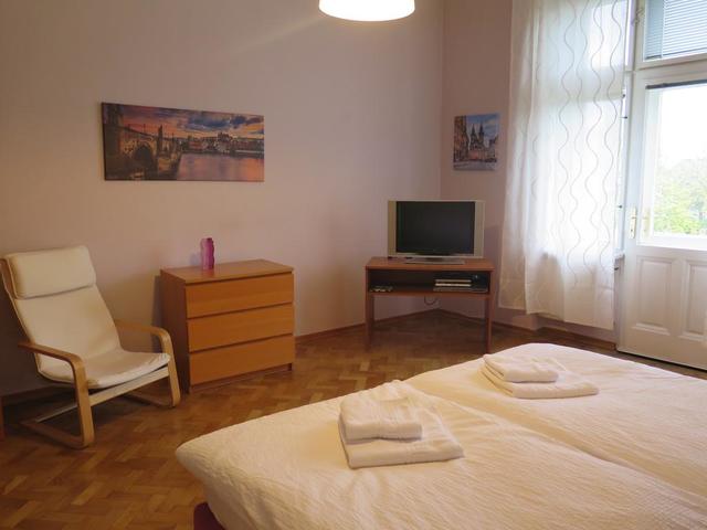 фото отеля Green Oasis Wenceslas Square Apartment (ex. Green Oasis Apartments) изображение №9