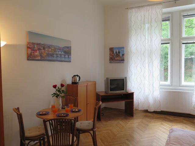 фото Green Oasis Wenceslas Square Apartment (ex. Green Oasis Apartments) изображение №6