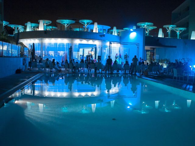 фото Four Elements Suites изображение №30