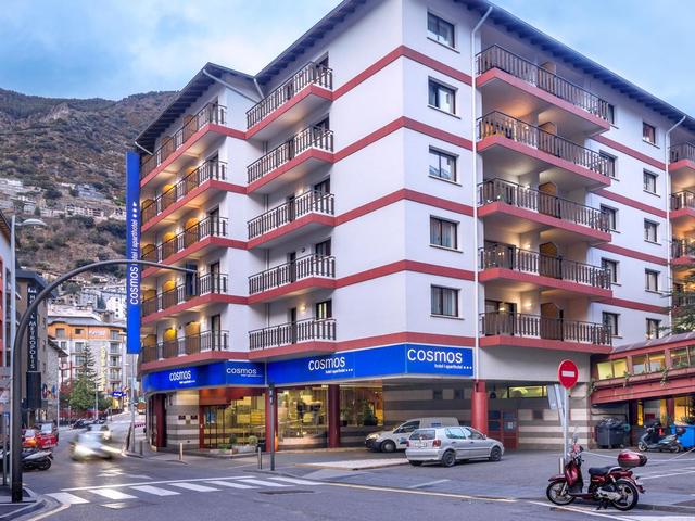 фото Serhs Cosmos изображение №2