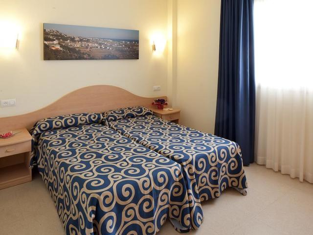 фотографии отеля H TOP Royal Sun Suites (ex. H TOP Santa Susanna) изображение №15