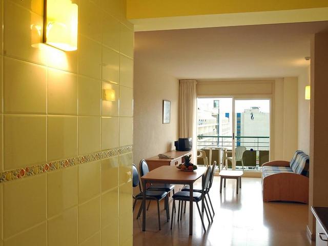 фотографии H TOP Royal Sun Suites (ex. H TOP Santa Susanna) изображение №8