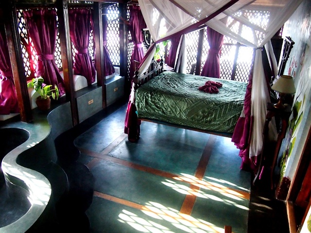 фото Emerson on Hurumzi (ex. 236 Hurumzi) изображение №30