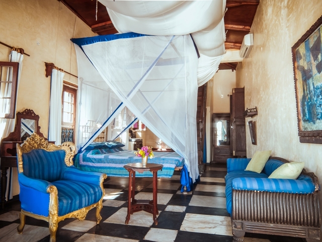 фотографии Emerson on Hurumzi (ex. 236 Hurumzi) изображение №12