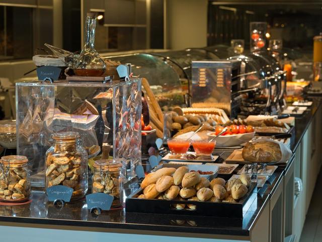 фотографии NH Collection Barcelona Constanza изображение №8