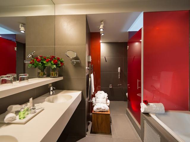 фото NH Collection Barcelona Constanza изображение №6