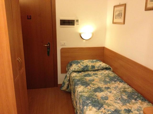 фотографии отеля  Hotel Tirreno изображение №7