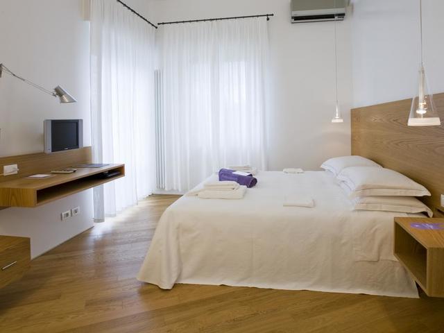 фотографии Hotel Emilia изображение №28