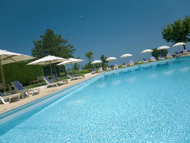 фото Hotel Emilia изображение №10