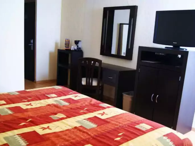 фото отеля Howard Johnson Plaza Hotel Las Torres изображение №9