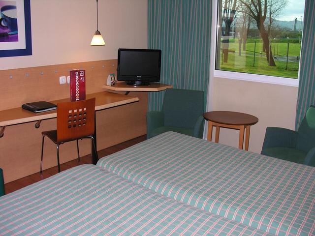 фото Hotel City Express Santander Parayas (ex. NH Santander Parayas) изображение №22