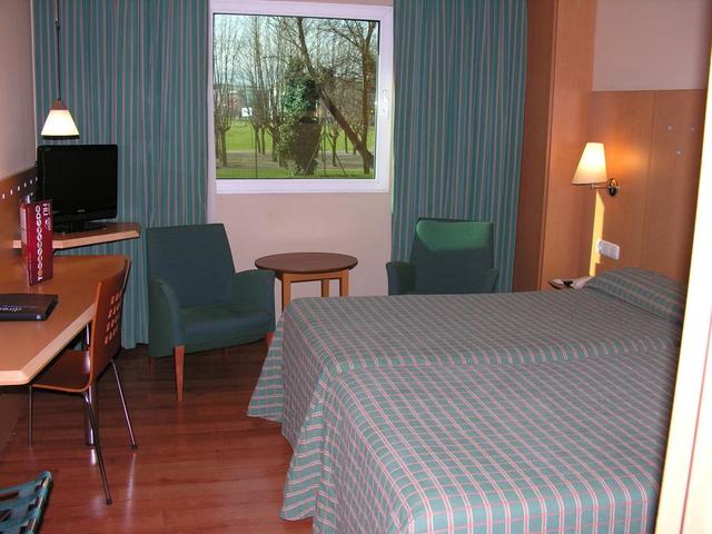 фотографии отеля Hotel City Express Santander Parayas (ex. NH Santander Parayas) изображение №19