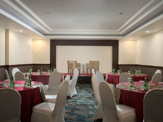 фотографии отеля Best Western Plus Kemayoran Hotel изображение №11