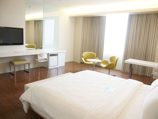 фотографии отеля Everbright Hotel изображение №7