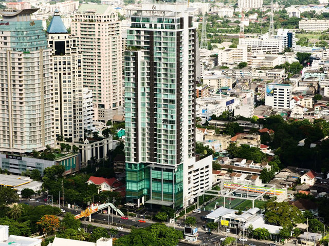http://Urbana%20Sathorn%20(ex.%20Fraser%20Suites%20Urbana%20Sathorn)