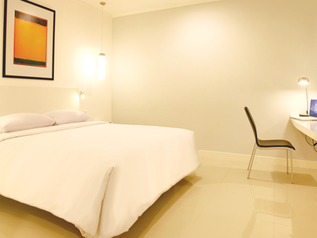 фото отеля The Plaza Hotel Glodok изображение №9