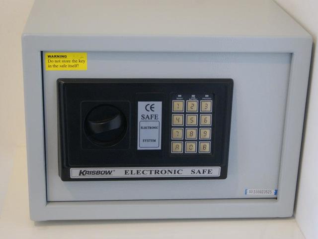 фотографии отеля The Plaza Hotel Glodok изображение №3