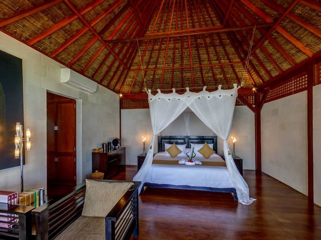 фотографии отеля Wakatobi Dive Resort изображение №15