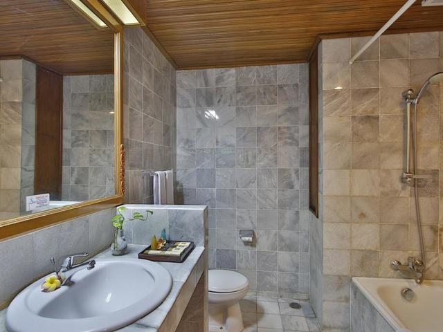 фото Jayakarta Lombok Beach Resort & Spa изображение №2