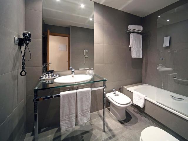 фотографии B&B Hotel Fuenlabrada (ex. Hotel Sidorme Fuenlabrada; Sercotel Gema Fuenlabrada) изображение №20