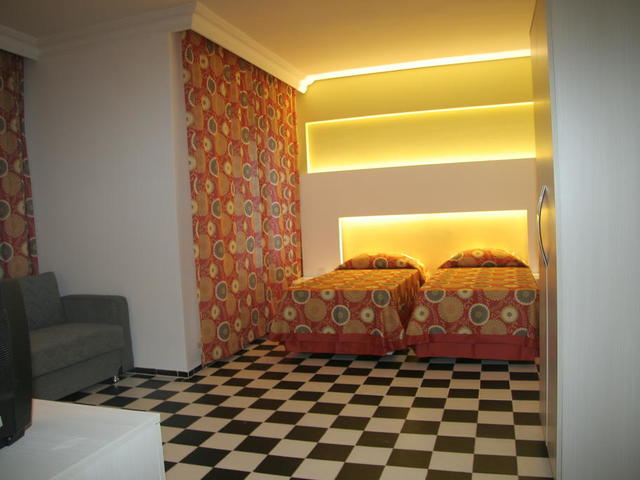 фото отеля Orient Suite изображение №17