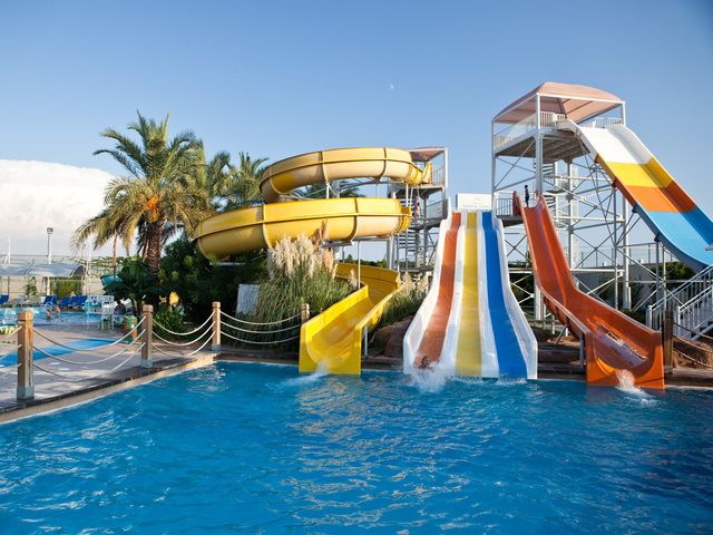 фото Crystal Admiral Resort Suite & Spa (ex. Ardisia Deluxe Resort) изображение №38