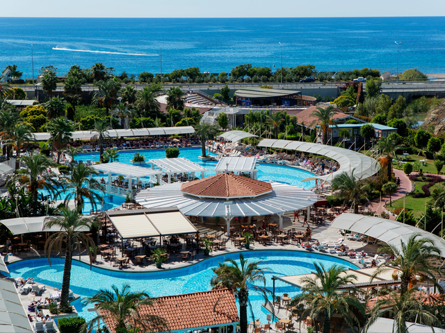 фото отеля Crystal Admiral Resort Suite & Spa (ex. Ardisia Deluxe Resort) изображение №33