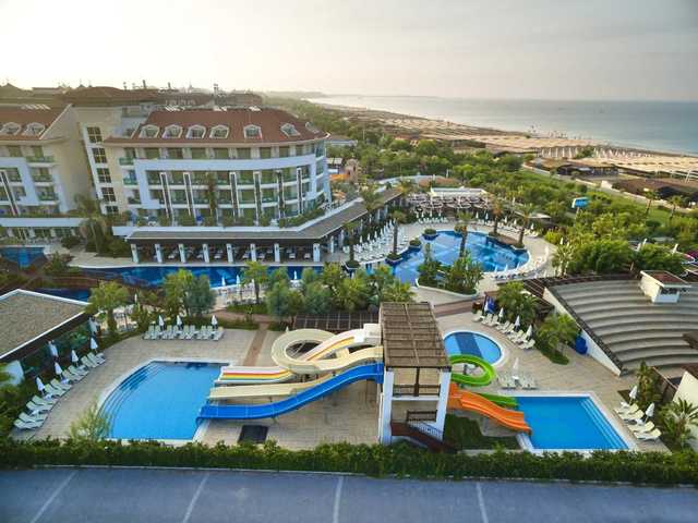 фото отеля Sunis Evren Beach Resort Hotel & Spa изображение №1