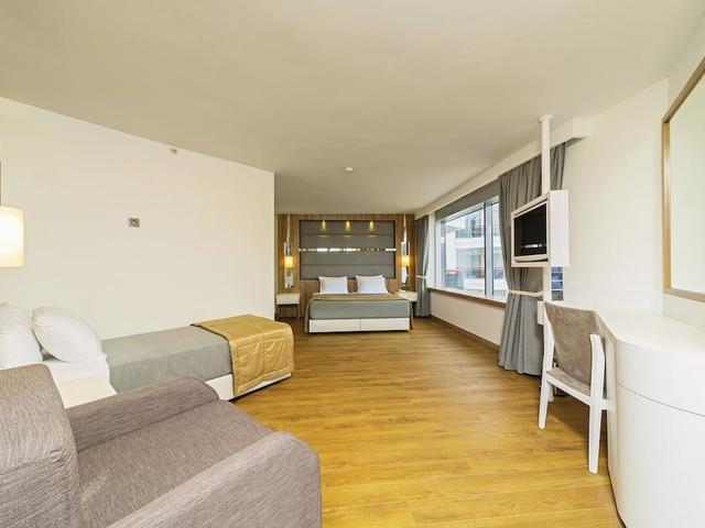 фото Poseidon изображение №14