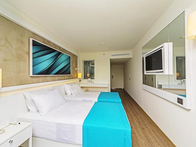 фотографии Poseidon изображение №12