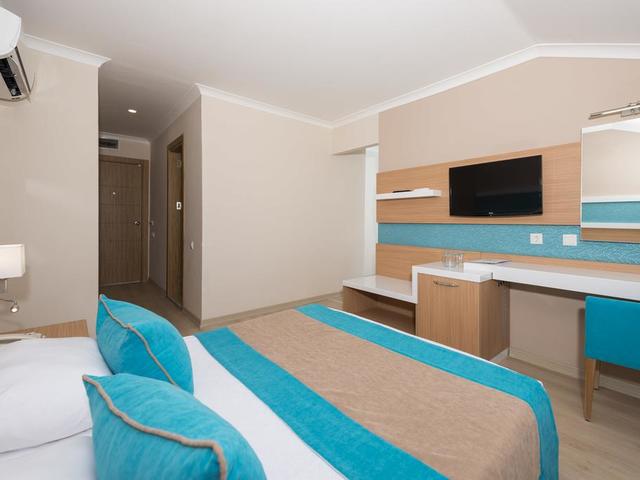 фотографии Sandy Beach изображение №28