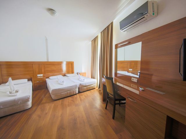 фото Nox Inn Hill (ex. Blue Night) изображение №62
