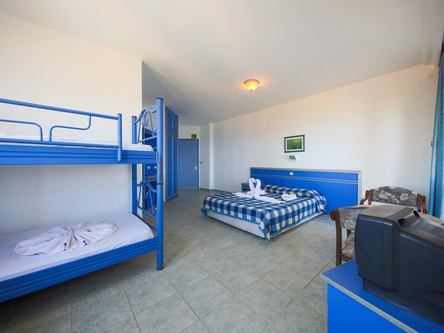 фото Nox Inn Hill (ex. Blue Night) изображение №14