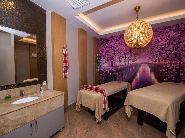 фото отеля Palm World Resort & Spa изображение №13