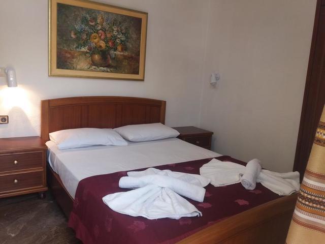 фотографии Elpida Apartments изображение №44