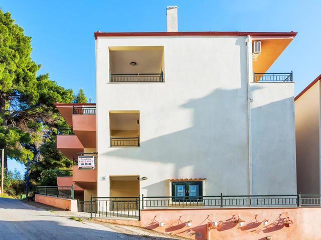 фотографии отеля Xenios Loutra Village Elissavet Studios (ех. Elissavet Studios) изображение №3