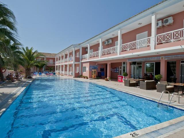 Angelina's Hotel & Apartments
