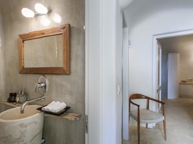 фотографии Mystique изображение №32