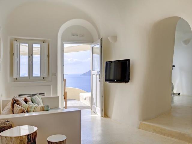 фотографии Mystique изображение №8