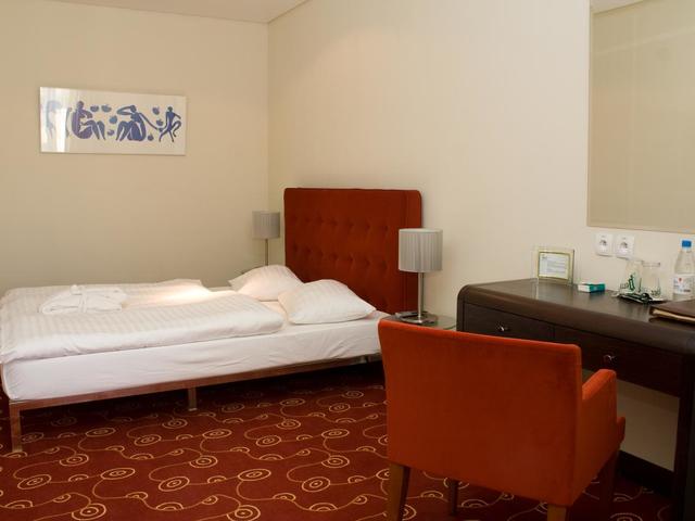 фото отеля Дона (Dona) изображение №49