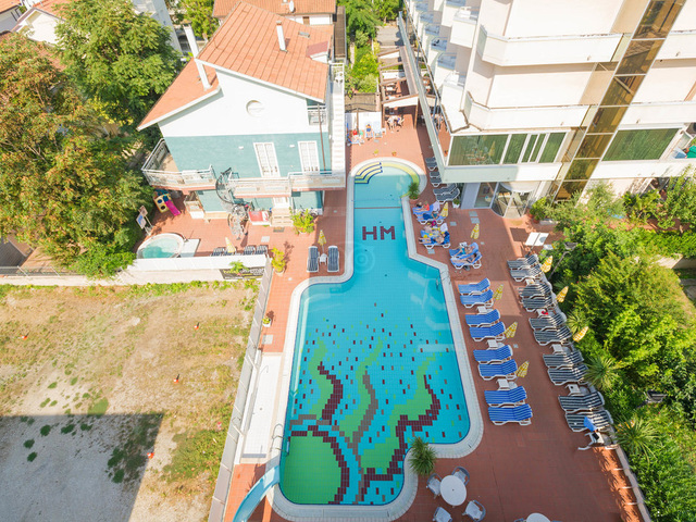 фото Madison Hotel & Residence изображение №2