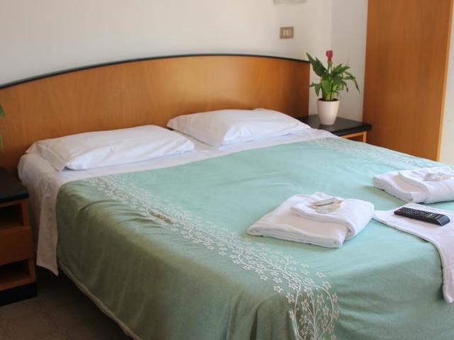 фотографии отеля Orlov изображение №7