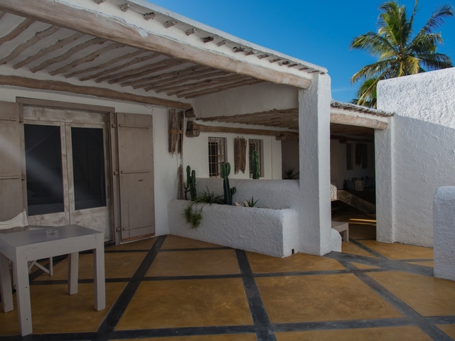 фото отеля Uzuri Villa изображение №13