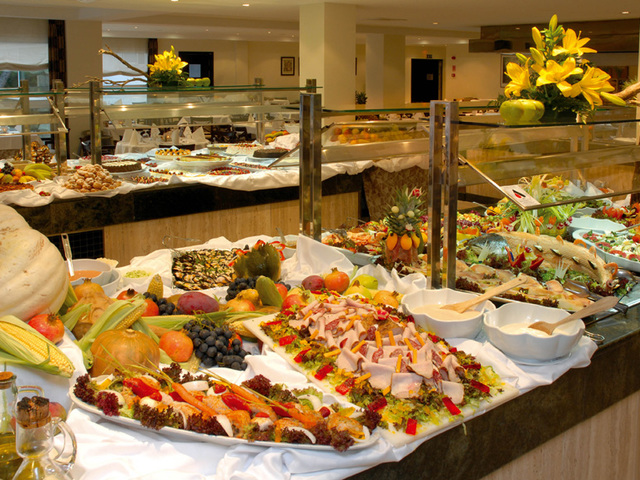 фотографии отеля Beach Club Font de Sa Cala изображение №7